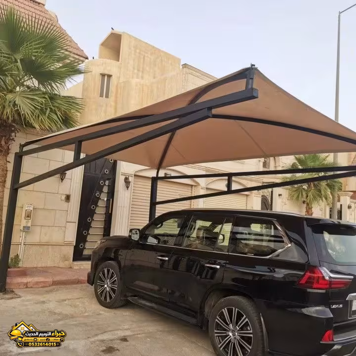 صورة من المعرض